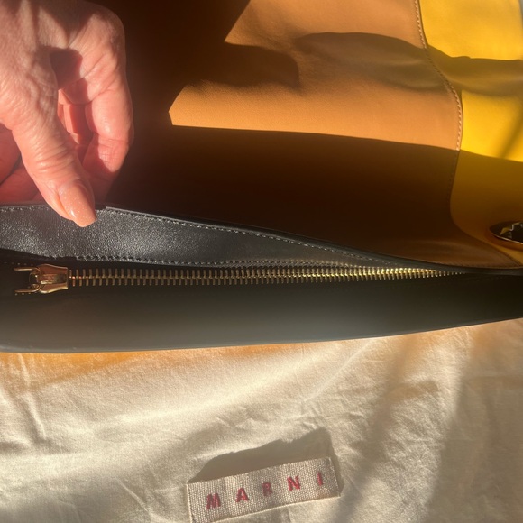 Marni Colorblock Oversized Leather Bag - Picture 8 of 13